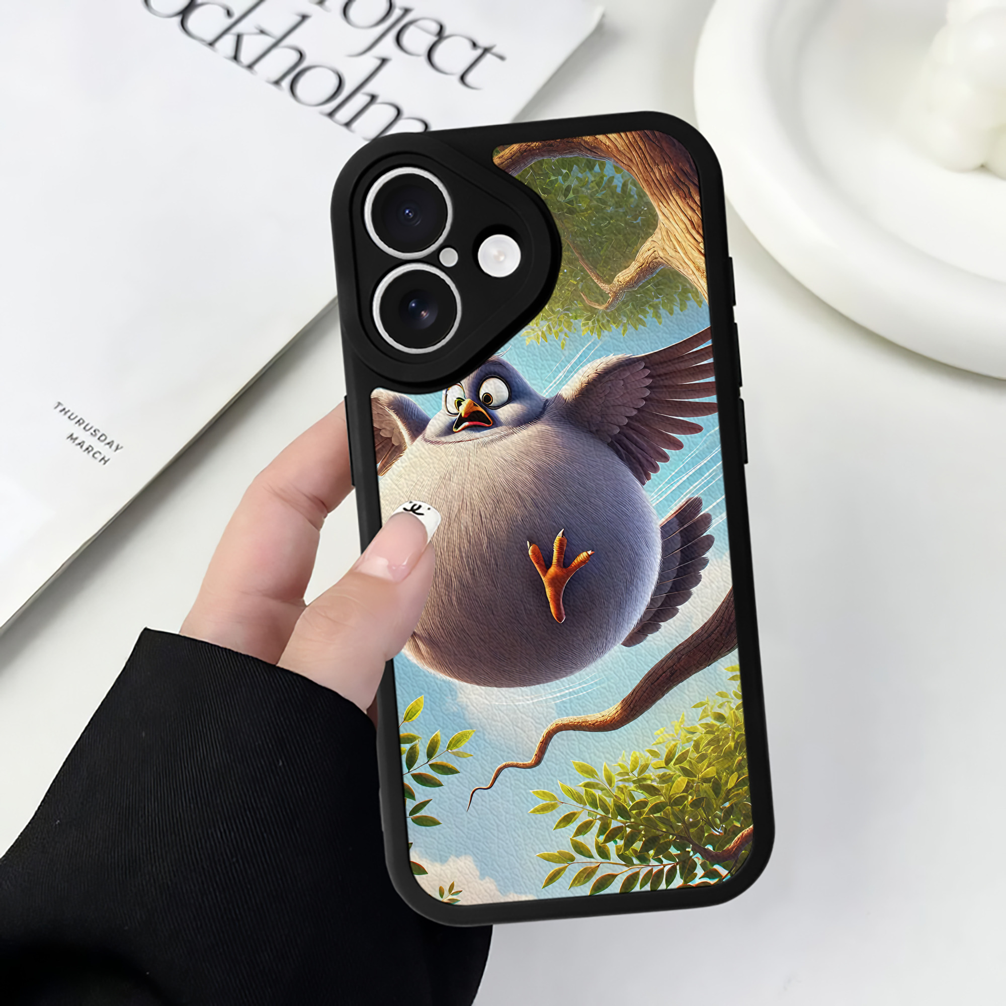 （画像用） Angry Birds アングリーバード 【iPhone 16シリーズ対応】シリコンスマホケース（レザー調） 材質：シリコン